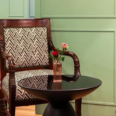 Newly Renovated Boutique Hotel Vier Jahreszeiten In The Heart Of Salzburg-3