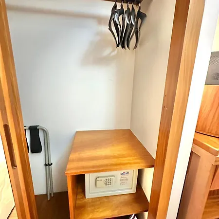 Flat Particular Rua Borges Lagoa c/ garagem UH1008-2