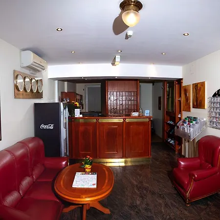 Suite Hotel 900 m zur Oper-2