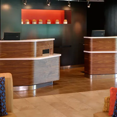 Courtyard By Marriott Lexington North-2