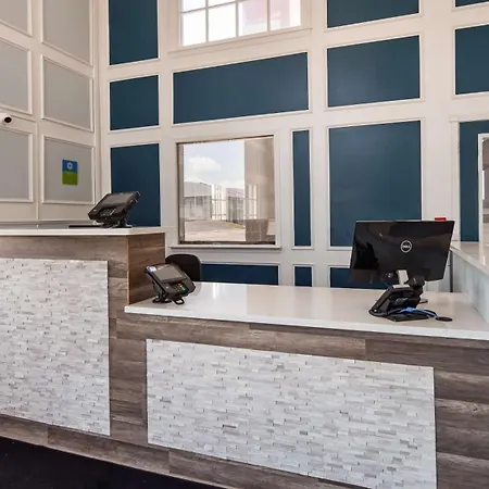 Surestay Hotel By Best Western Olathe-2
