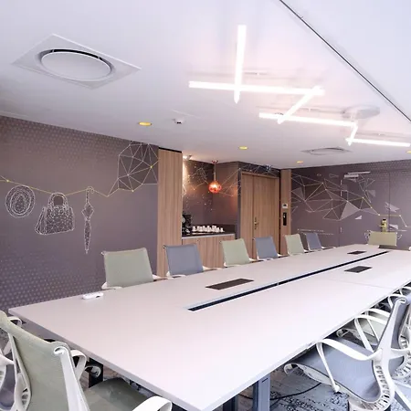 Holiday Inn Reims Centre By Ihg-3
