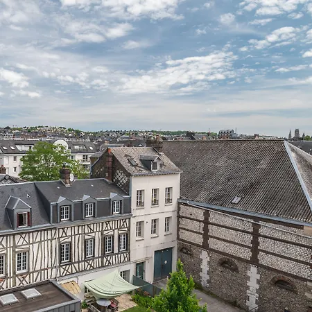 B&B HOTEL Rouen Centre Rive Droite-3