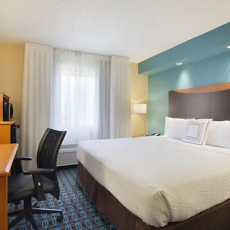Fairfield Inn & Suites Fort Worth University Drive-2