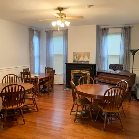 Meadows Inn-3