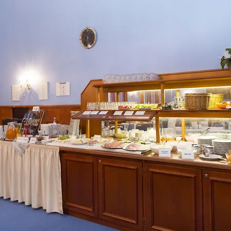 TOP Hotel Amberger-2
