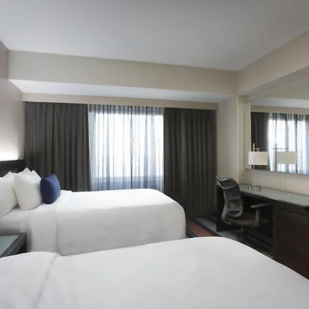 Courtyard By Marriott New York Jfk Airport-3