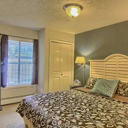 Pointes North Inn-3