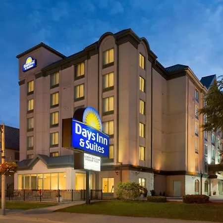 Days Inn By Wyndham Niagara Falls Centre St By The Falls-2