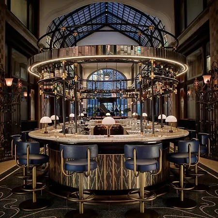 Four Seasons Hotel Gresham Palace Budapest-3