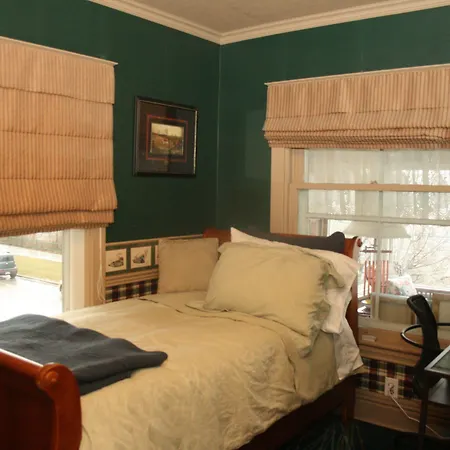 Rose Arden Bed & Breakfast-3