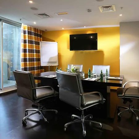 Ramada By Wyndham Downtown Dubai-2