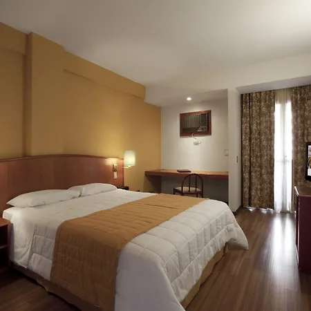 Hotel Moncloa-3