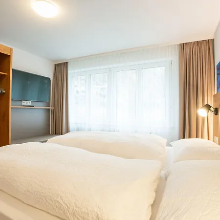 Patricia Self-Check-In Apartments & Spa Access At Alpen Resort-2