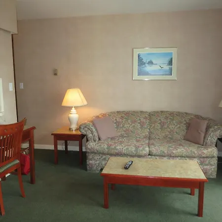 Tropicana Suite Hotel-3