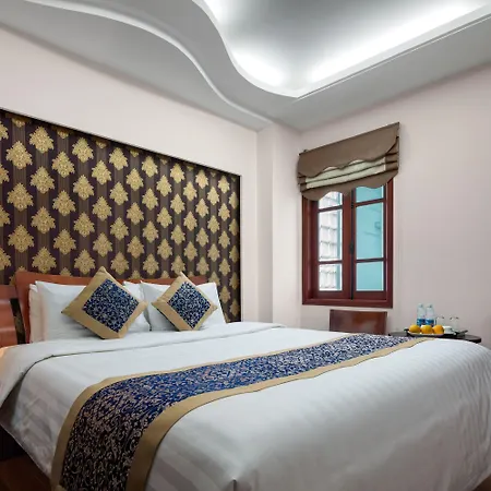 Lakeside Palace Hotel-2
