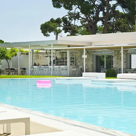 Marathon Beach Resort-2