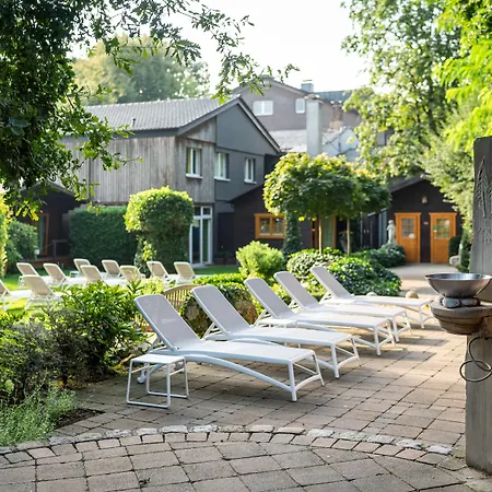 Waldhotel Tannenhäuschen-2