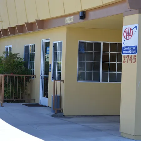 Budget Inn-3