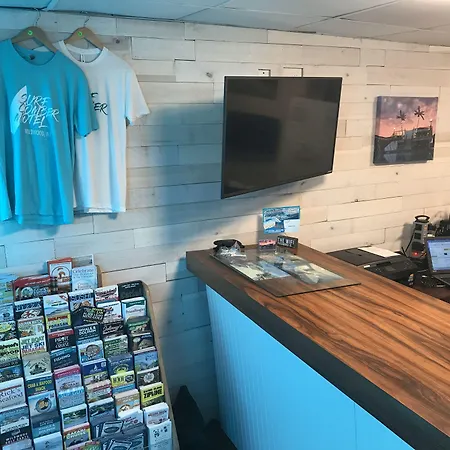 Surfcomber Motel-2