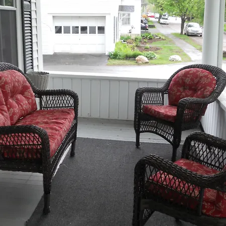 Hobble Inn-2