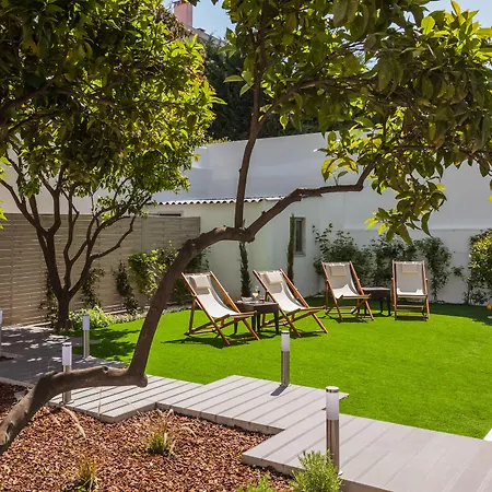 Vila Garden Guesthouse-3