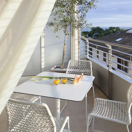 Suite & Spa Mirabel-3