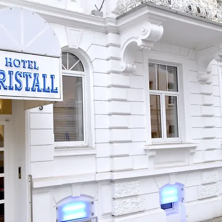 Hotel Cristall - Frankfurt City-2