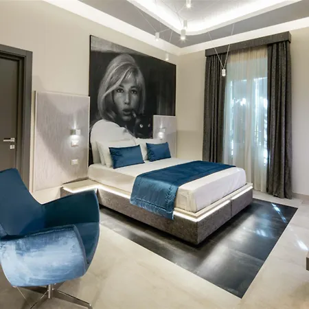 Via Veneto Luxury Suites-2