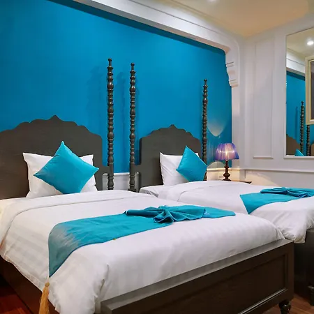 Manoir Des Arts Hotel-3