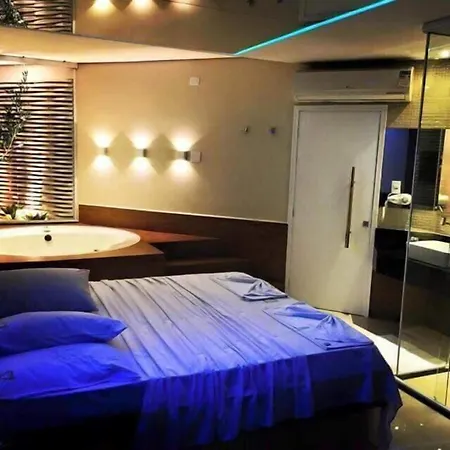 Dinys Motel (Adults Only)-3