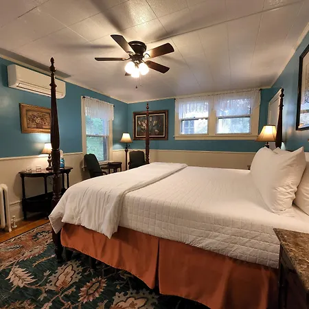 Vine Cottage Inn-3