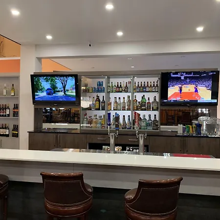 Medicine Hat Inn & Suites-3
