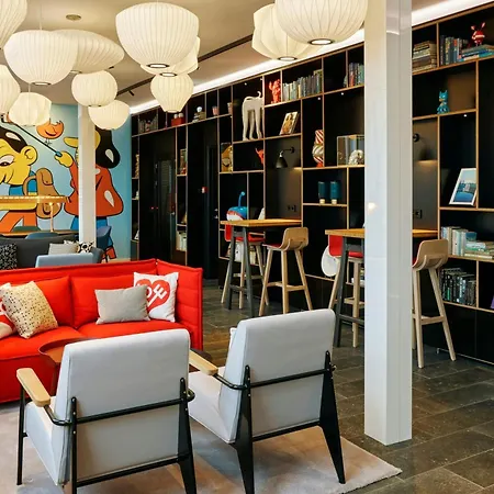 Citizenm Copenhagen Radhuspladsen-3