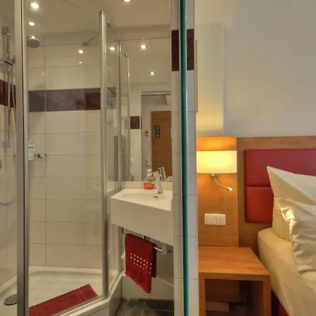 Hotel Condor-2