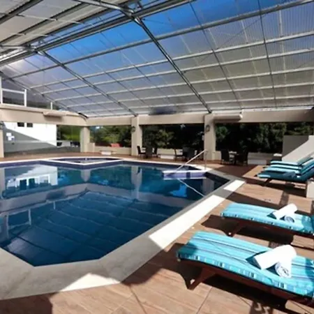 Tri Hotel-2