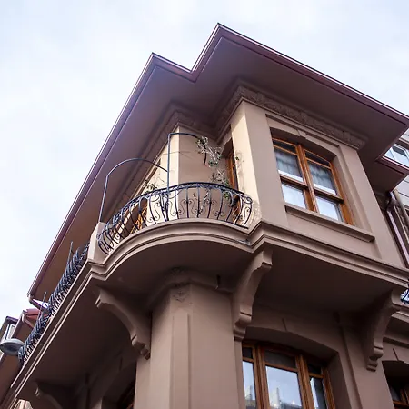 No 1 House By Valence-2