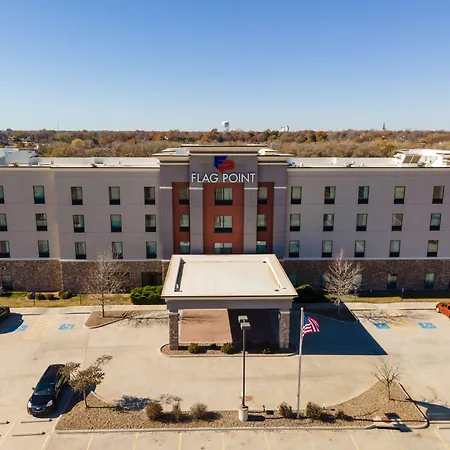 Quality Inn - Pratt-2