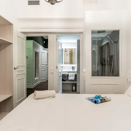 Enjoybcn Tallers Apartment-2