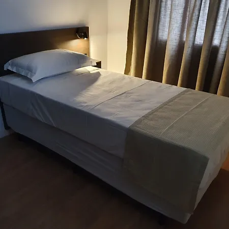 Hotel Carmelo - Airport-2