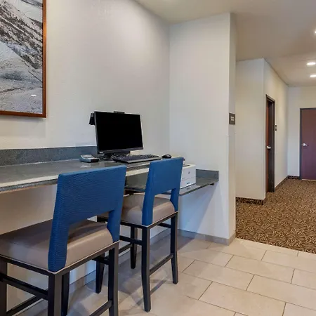 Comfort Suites Broomfield-Boulder-Interlocken-3