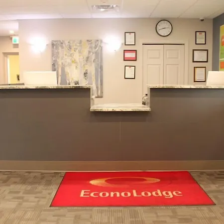 Howard Johnson By Wyndham Thunder Bay-2