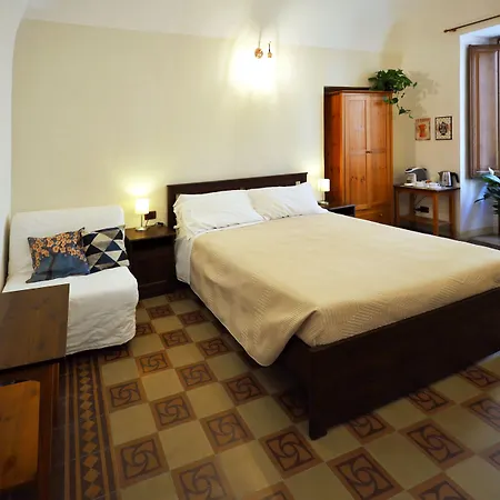 Cataneasy Rooms-3
