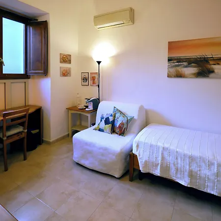 Cataneasy Rooms-2