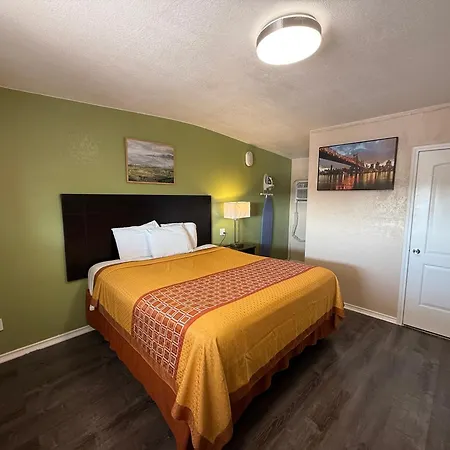 Executive Inn & Kitchenette Suites-Eagle Pass-3