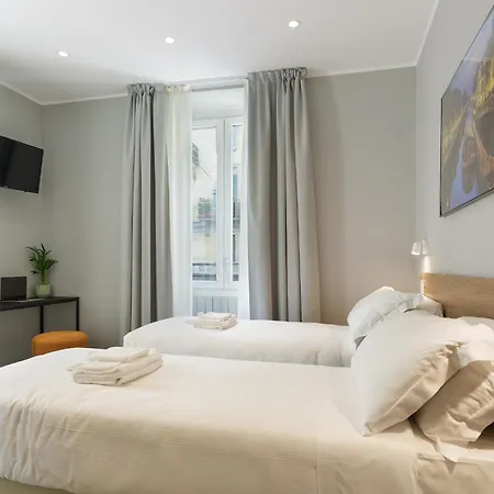 Hotel 22 Marzo-3