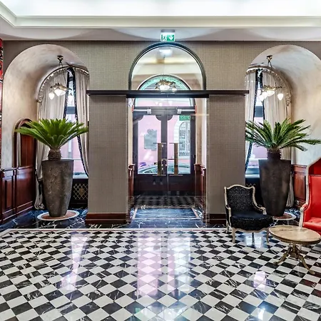 Hotel H15 Francuski Old Town - Destigo Hotels-2