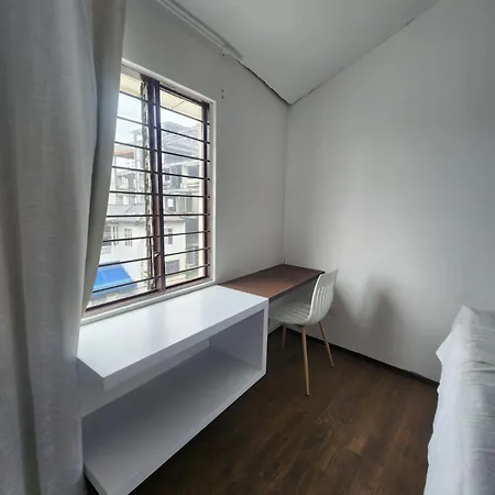 La divina trinidad - Galeria Wellness Hostal-2