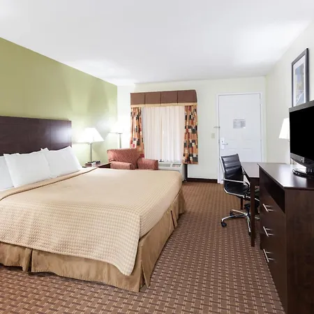 Super 8 By Wyndham Decatur/Dntn/Atlanta Area-2