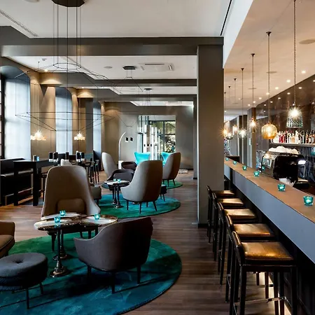 Motel One Magdeburg-3